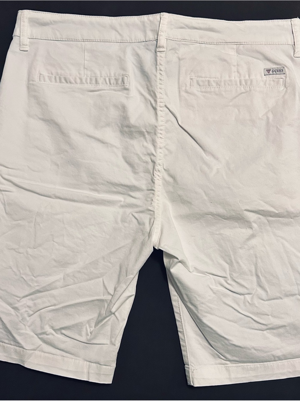 GUESS White Flat-Front Chino Shorts